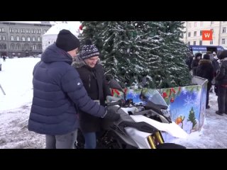 santa claus appeared on a motorcycle in vyborg