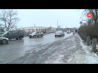 residents of vyborg complain about poor cleaning of the road bridge on krivonosov street