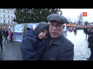 how santa claus lit the vyborg christmas tree