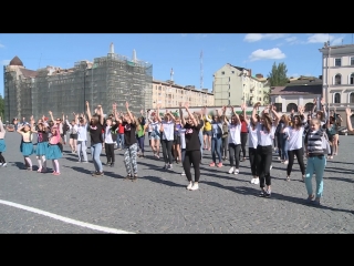 on the red square of vyborg, on the day of no smoking, they did exercises