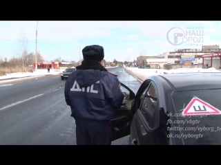 the task of the traffic police is to protect young pedestrians and passengers